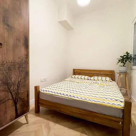 Balcony 2br With 2toilet And 2bath Near To Nisantasi #3 דירה *