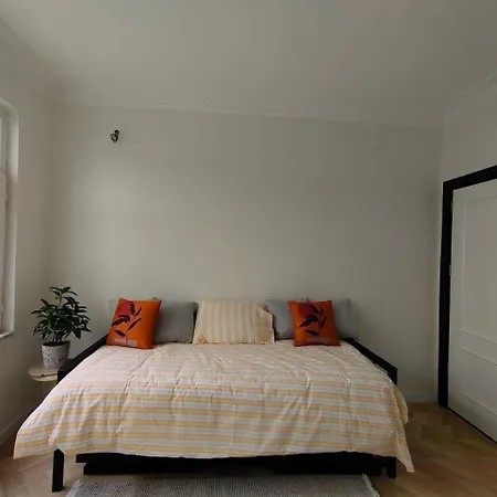 Balcony 2br With 2toilet And 2bath Near To Nisantasi #3 *