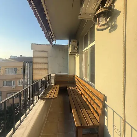 Elegant 3br Apt, Palace Style, 4ac, Balcony, 5 Min To Taksim #s3 Apartment *