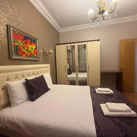 Apartment Elegant 3br Apt, Palace Style, 4ac, Balcony, 5 Min To Taksim #s3 Istanbul