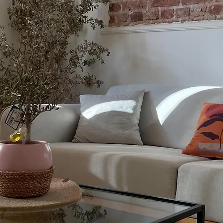 Balcony 2br With 2toilet And 2bath Near To Nisantasi #3