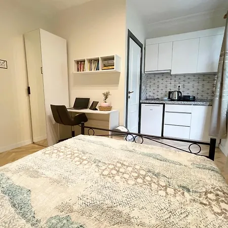 Апартаменты Balcony 2br With 2toilet And 2bath Near To Nisantasi #3 *